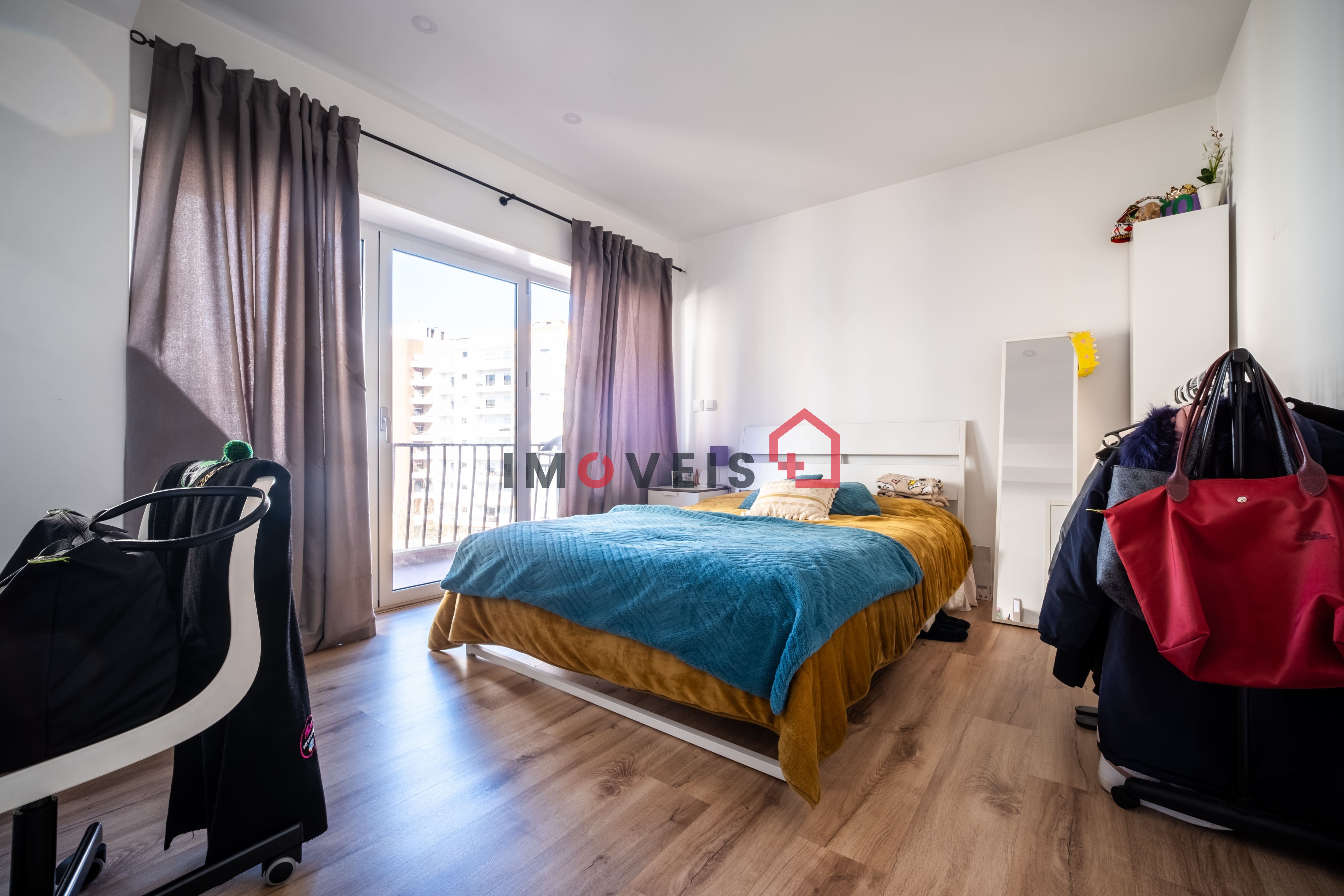 Apartamento T4 (ex-T3) - Marquês de Pombal (Foto 25)