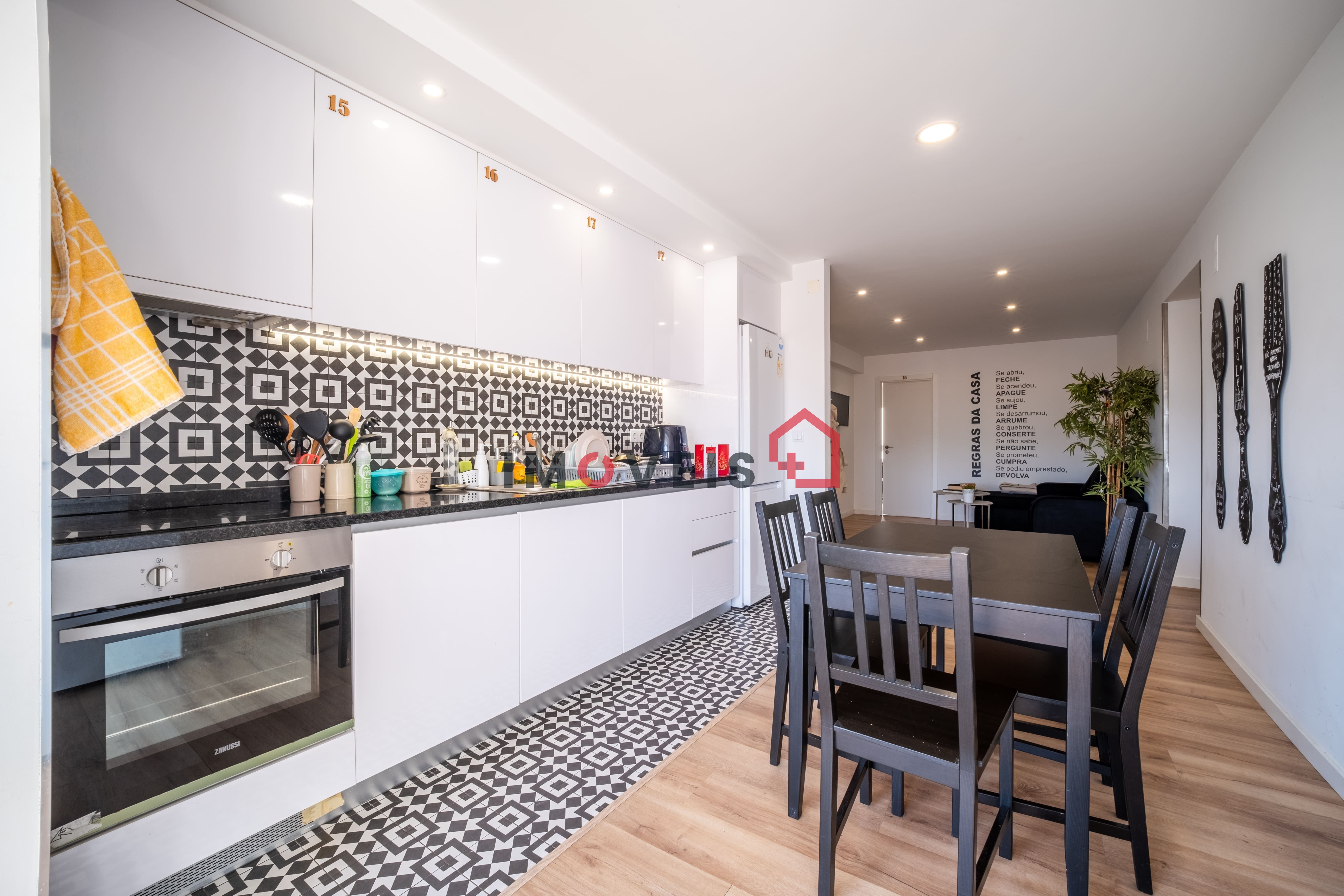 Apartamento T4 (ex-T3) - Marquês de Pombal (Foto 4)