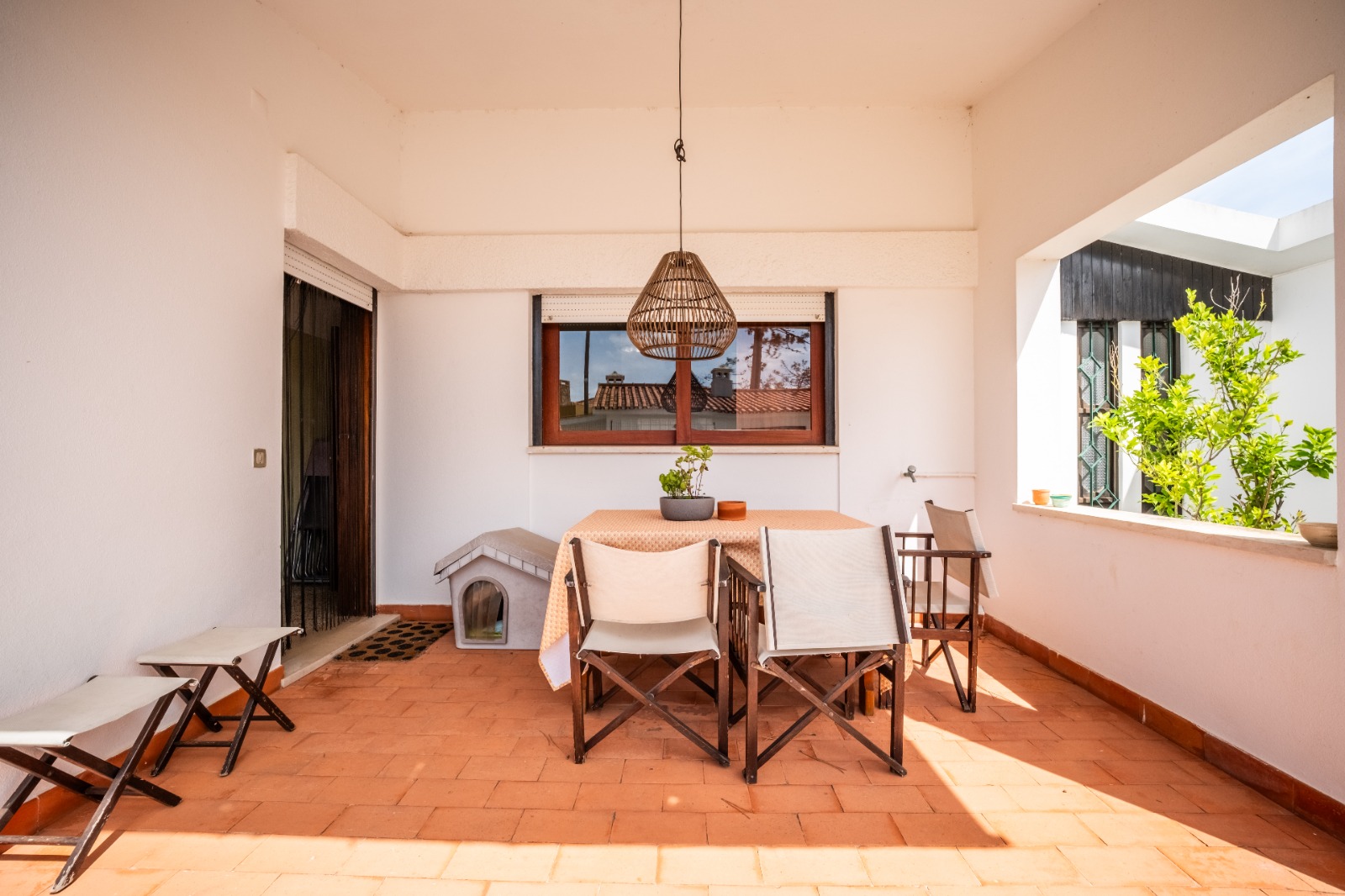 Moradia individual em São Pedro de Moel | Lote de 900 m² | Vista parcial de mar | Garagem para 3 viaturas - imagem 7