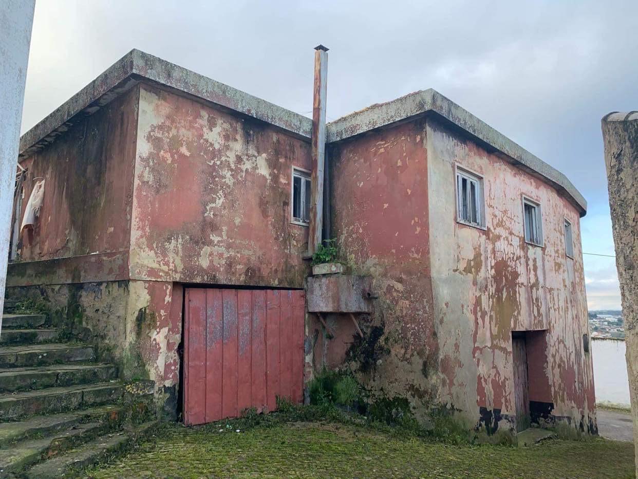 Prédio de Investimento com Projeto Aprovado - Rebolaria